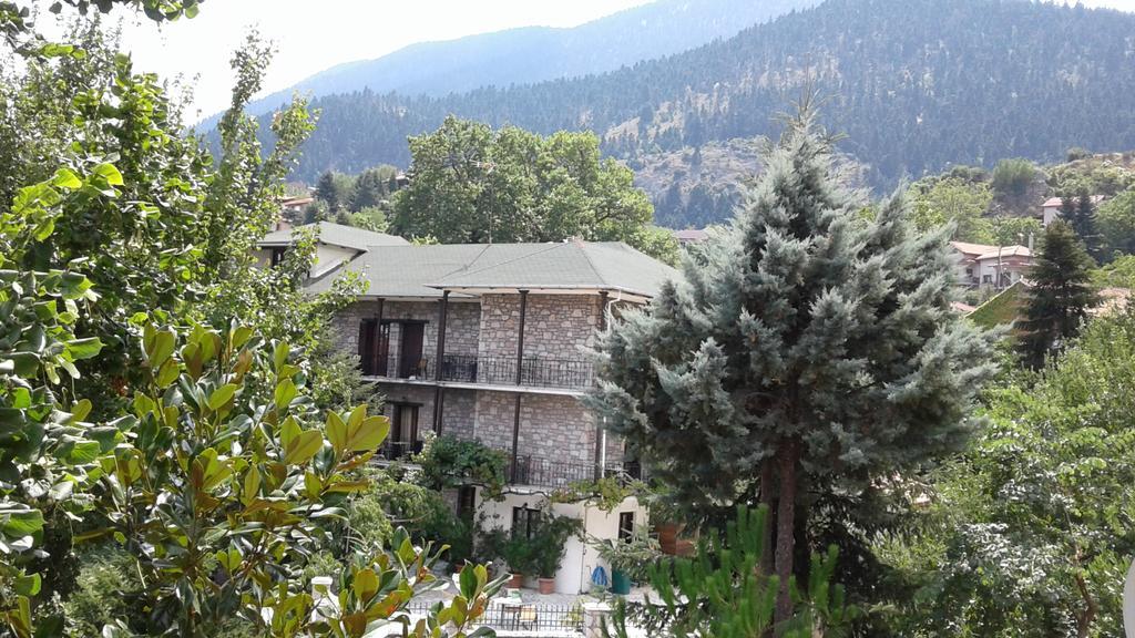 Guesthouse Alexandra Eptálofos Exterior photo